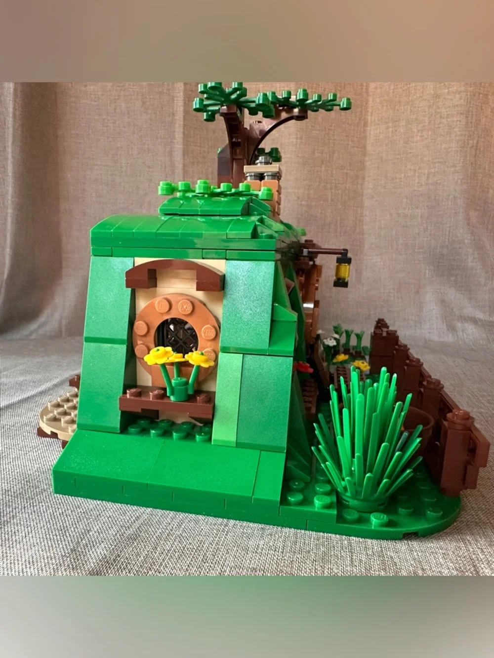 Lego The Hobbit An Unexpected Gathering Bag End Assembled Complete No MiniFigs - Picture 12 of 16